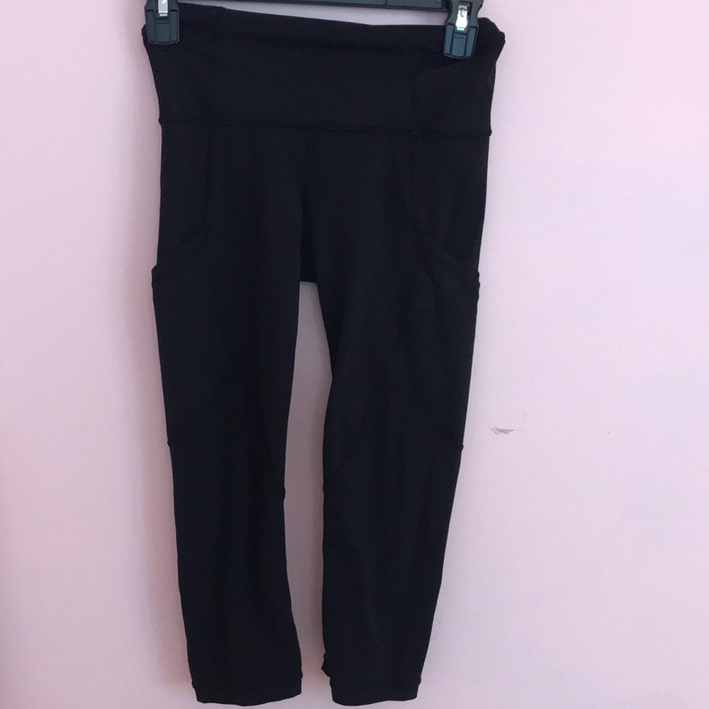 Lululemon cropped leggings